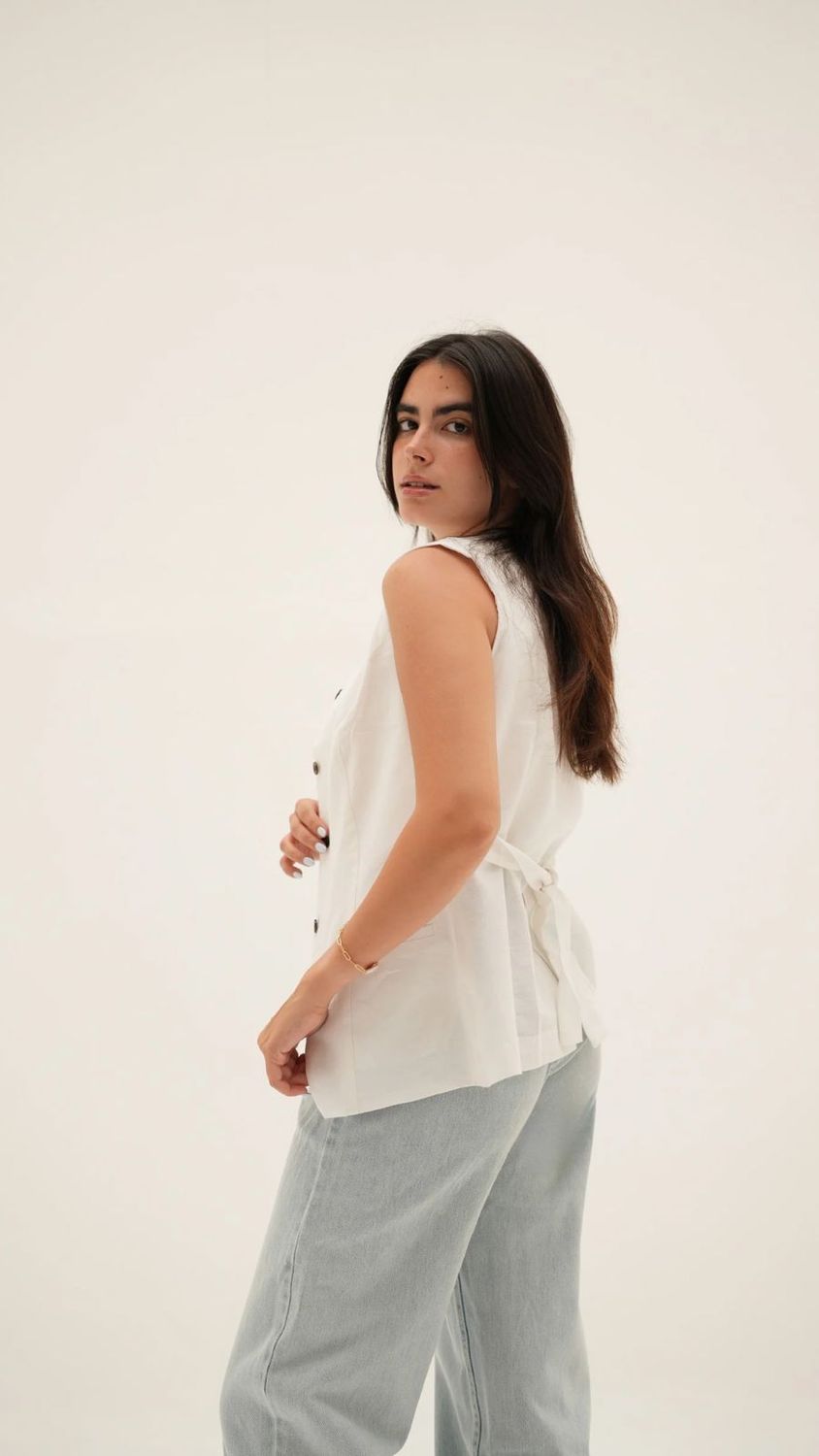 Linen Waistcoat In White