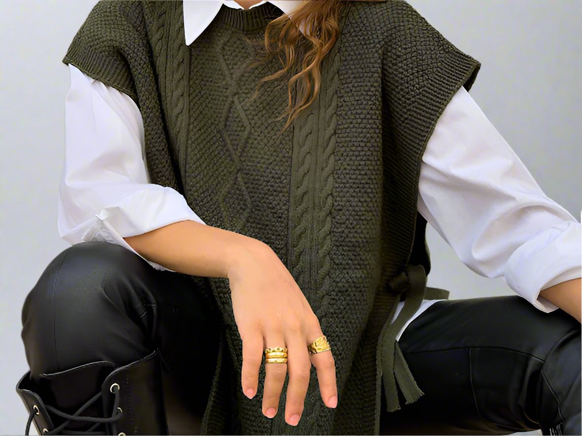 Going Places Cape in Olive green