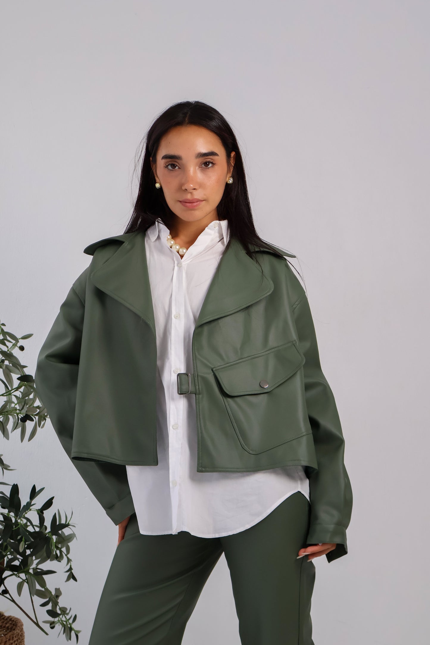 City Chill Cropped Trench in Olive