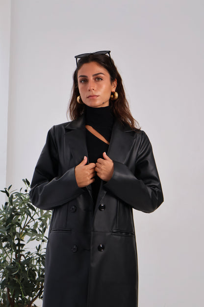Rusted Calm Coat in Black