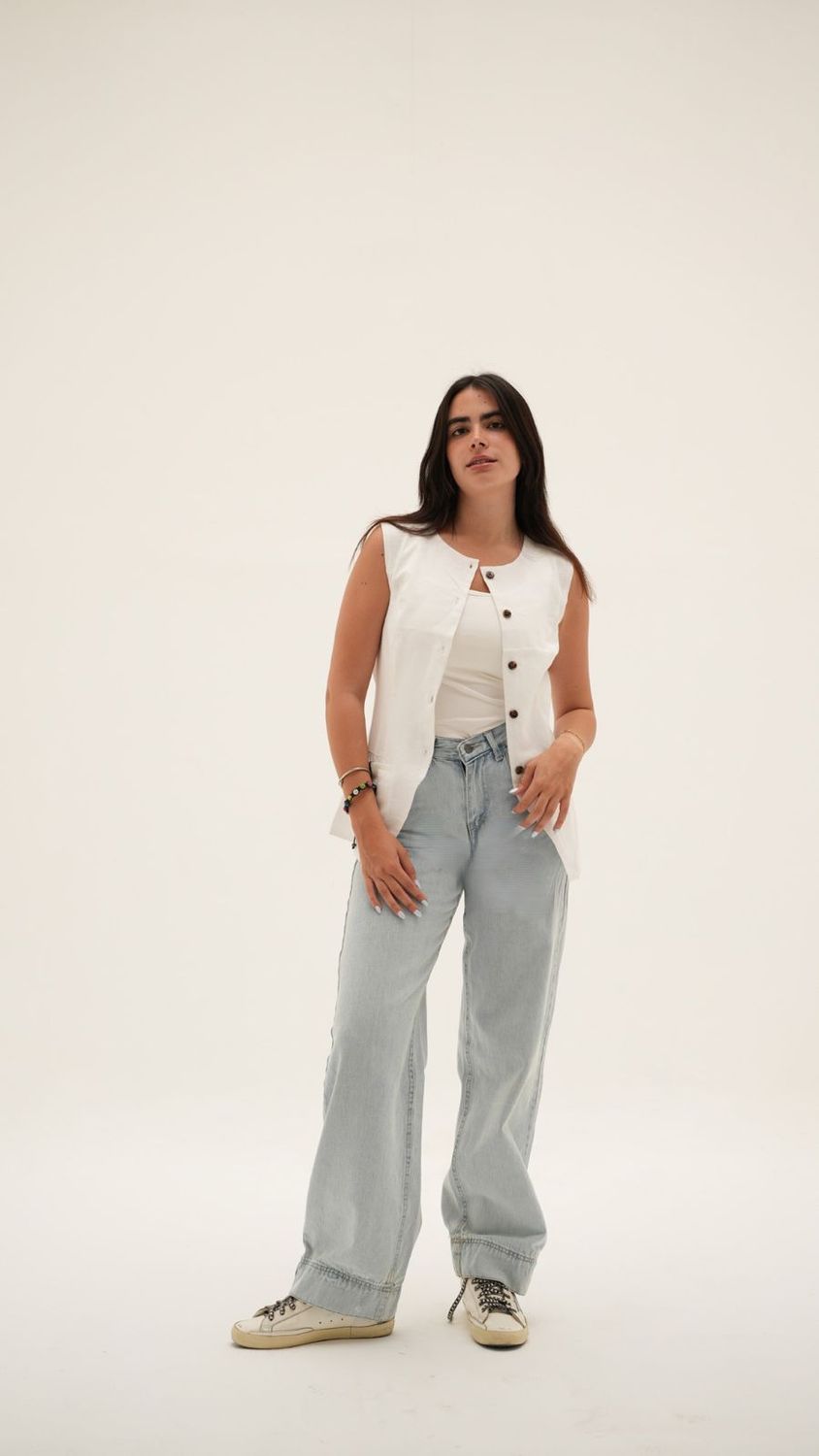 Linen Waistcoat In White