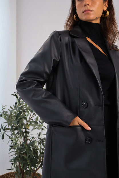 Rusted Calm Coat in Black