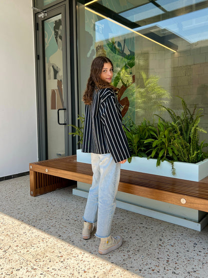 Knotty Shirt in Black